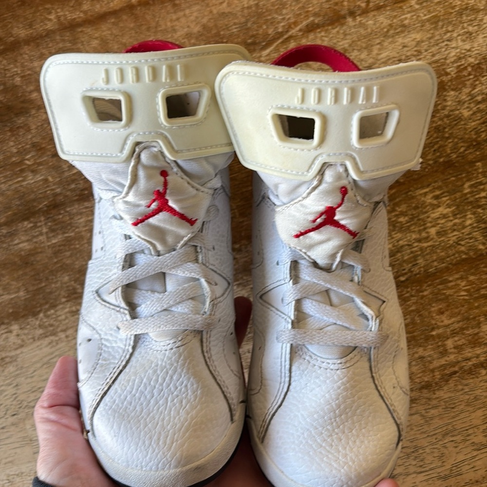 NIKE Jordan’s, size 1Y, Excellent condition